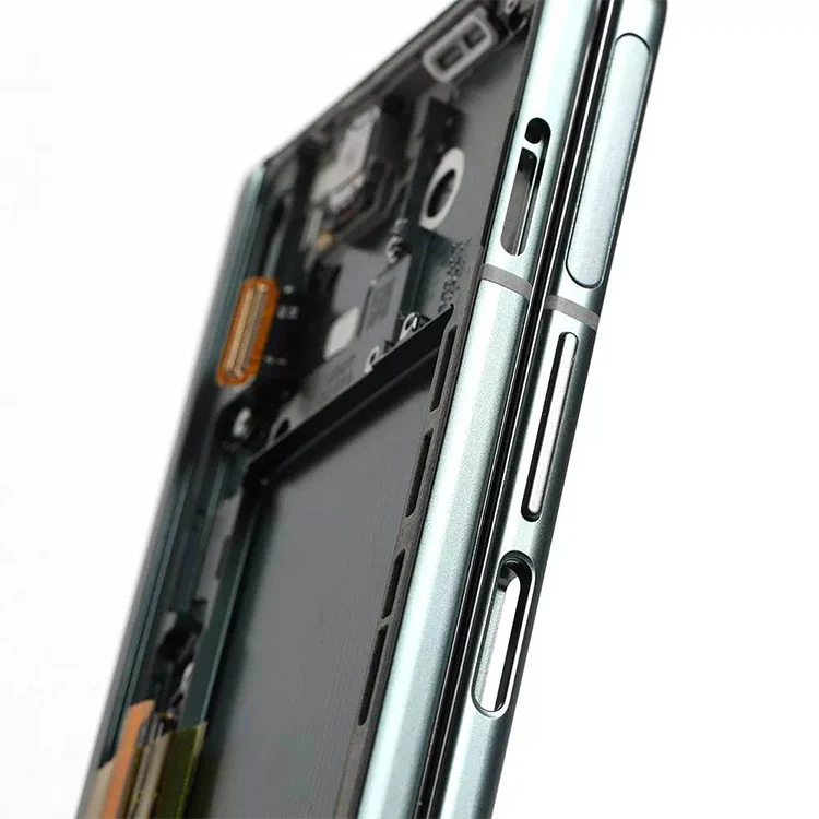 3 LCD экрандарын бүктеңіз